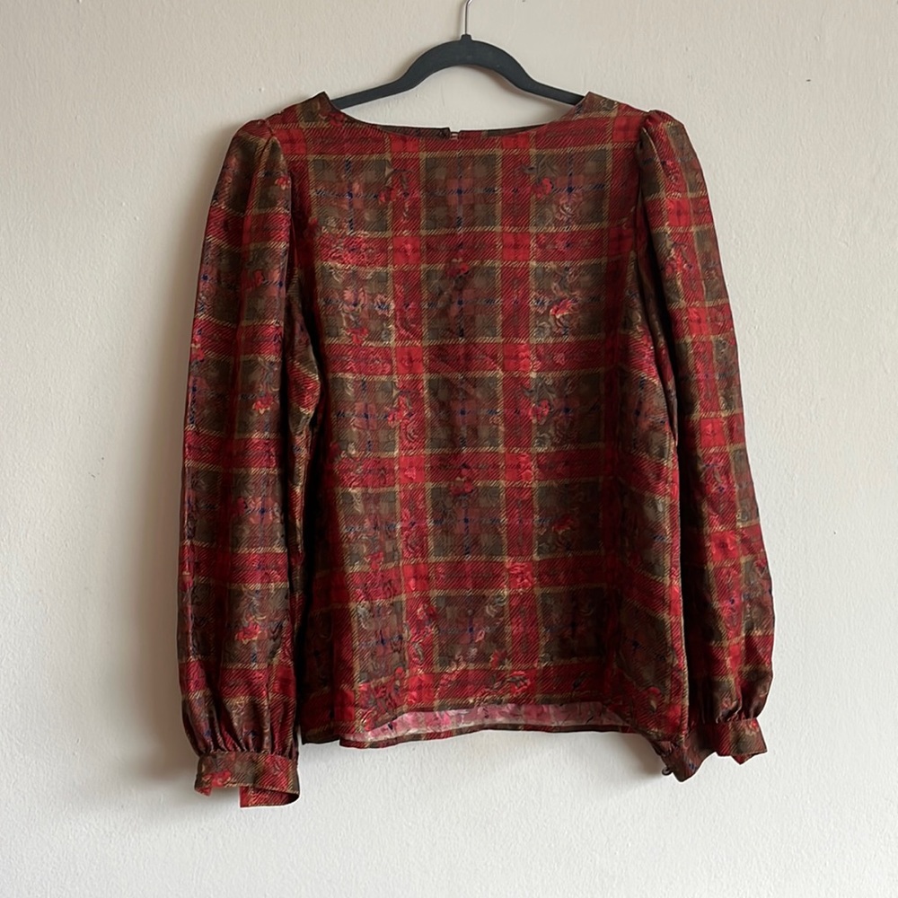 Vintage 100% Silk Oscar de la Renta blouse